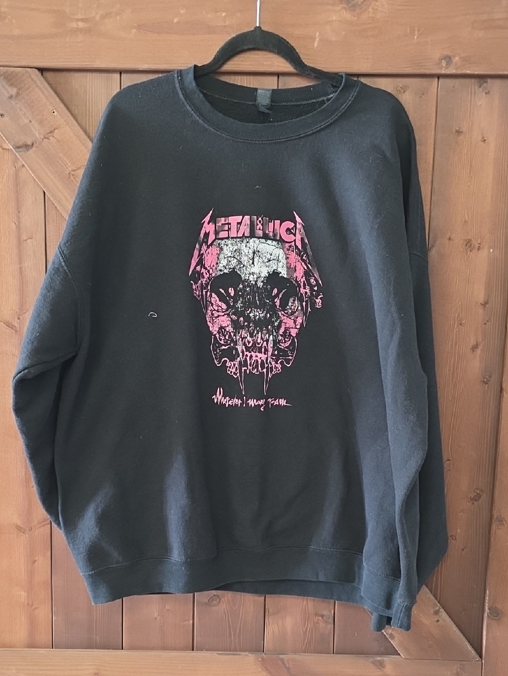 Gildan Black Crewneck Sweatshirt with Pink Skull Graphic